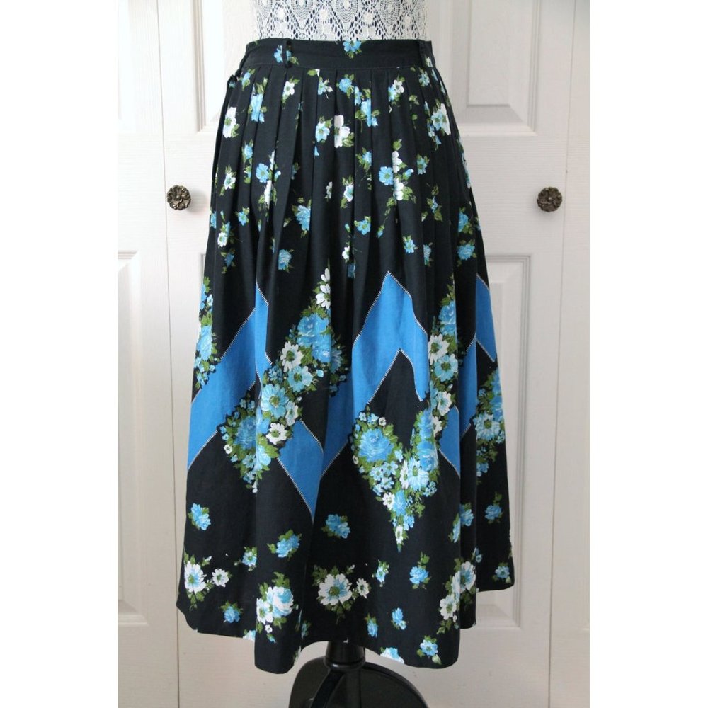 Vintage 1950s black and blue floral skirt small